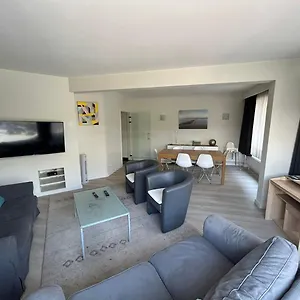 3 Bedroom Nearby The Sea Appartement Ostende