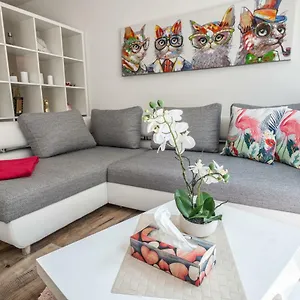 Moderne Souterrain-wohnung Österreich