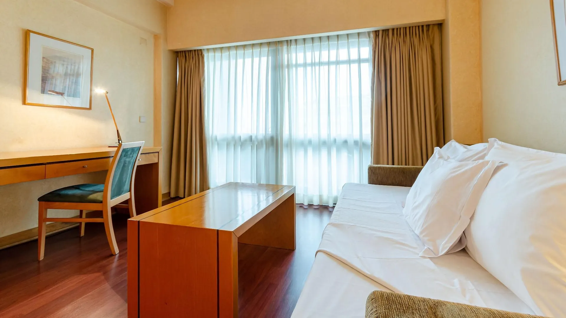 Hotel Roma Lisbon 3*,